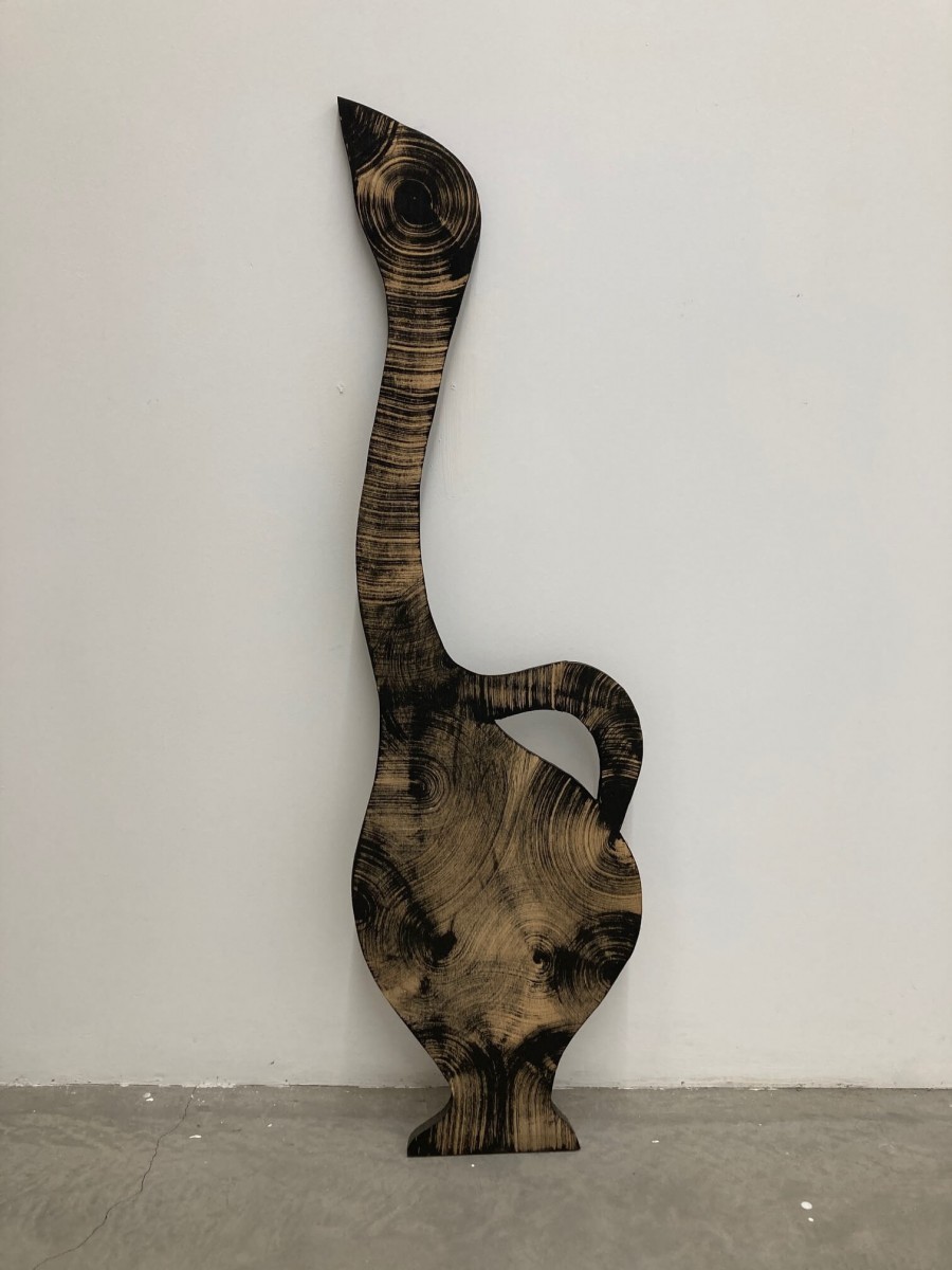 Klone Bird vessel, 2020 acrylic on wood 110x31 cm