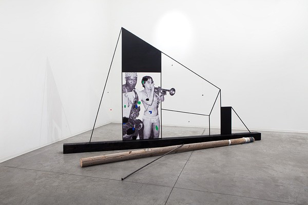 05 Lothar Hempel, Save Our Souls!, Mixed materials, 250x540 cm-600x400
