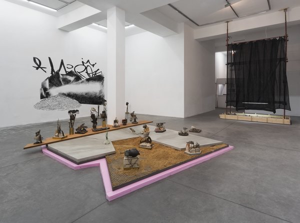 1210_Drora Dominey, P N Possibly Next, Exhibition view, HCG 2016 (1)-600x447