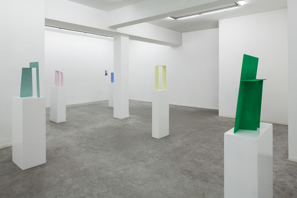 Madeleine Boschan, in which its gaze, bent merely on itself, upholds and gleams, Exhibition view, HCG 2016 (12)