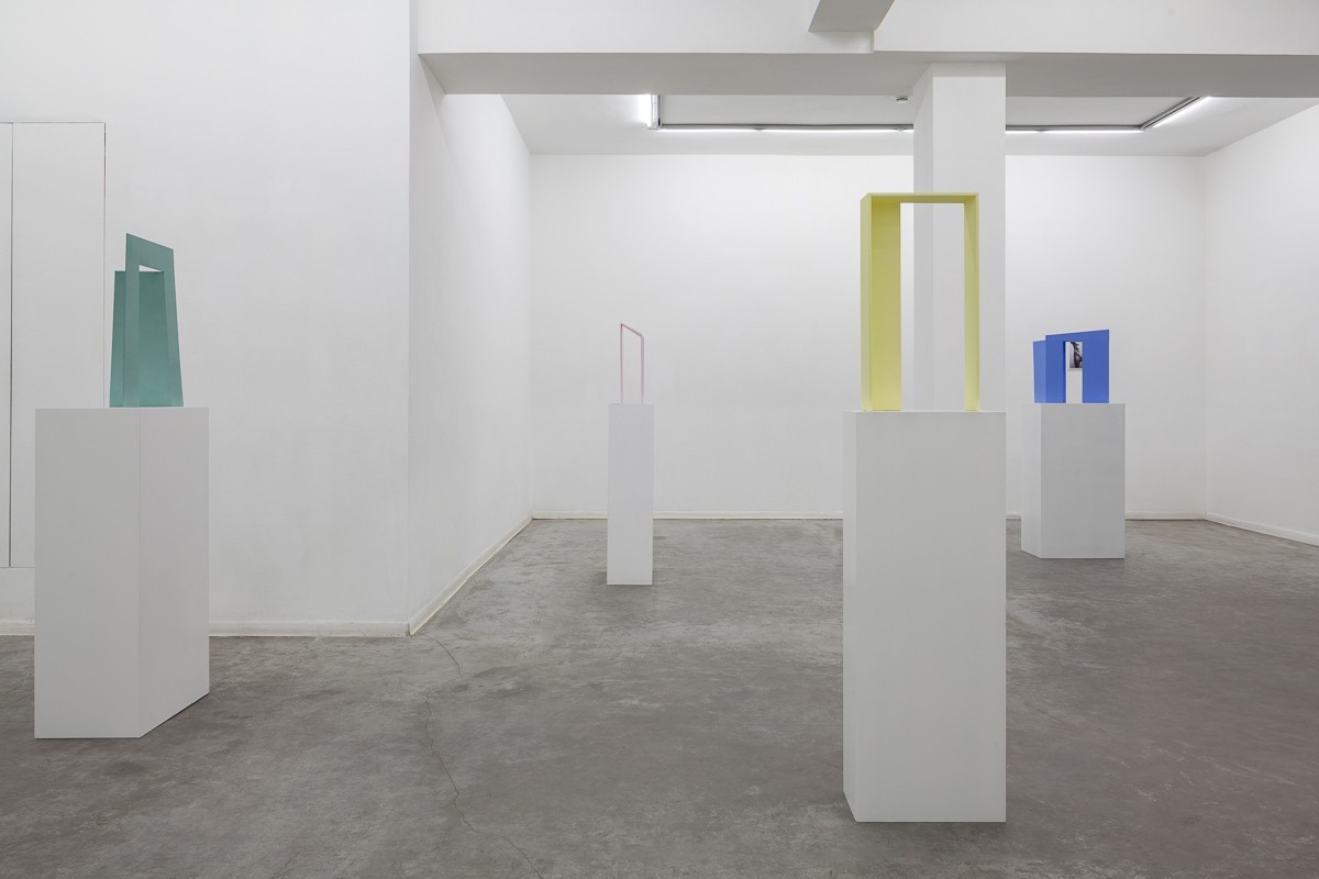 Madeleine Boschan, in which its gaze, bent merely on itself, upholds and gleams, Exhibition view, HCG 2016 (13)