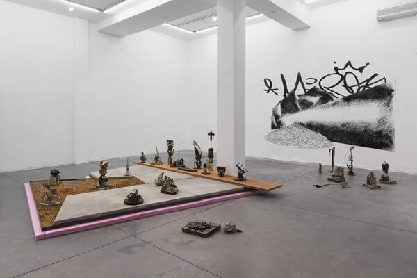 1211_Drora Dominey, P N Possibly Next, Exhibition view, HCG 2016 (2)-600x400 (1)