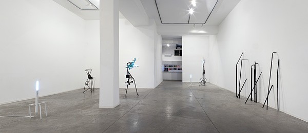 825_m-boschan-closed-space-stories1-600x260