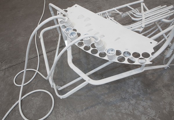 832_m-boschan-closed-space-stories8-600x417