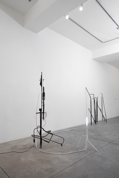 842_m-boschan-closed-space-stories17-401x600