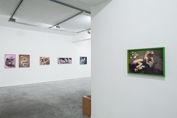944_Nir Harel - New Family - Exhibition View 01_web-600x400