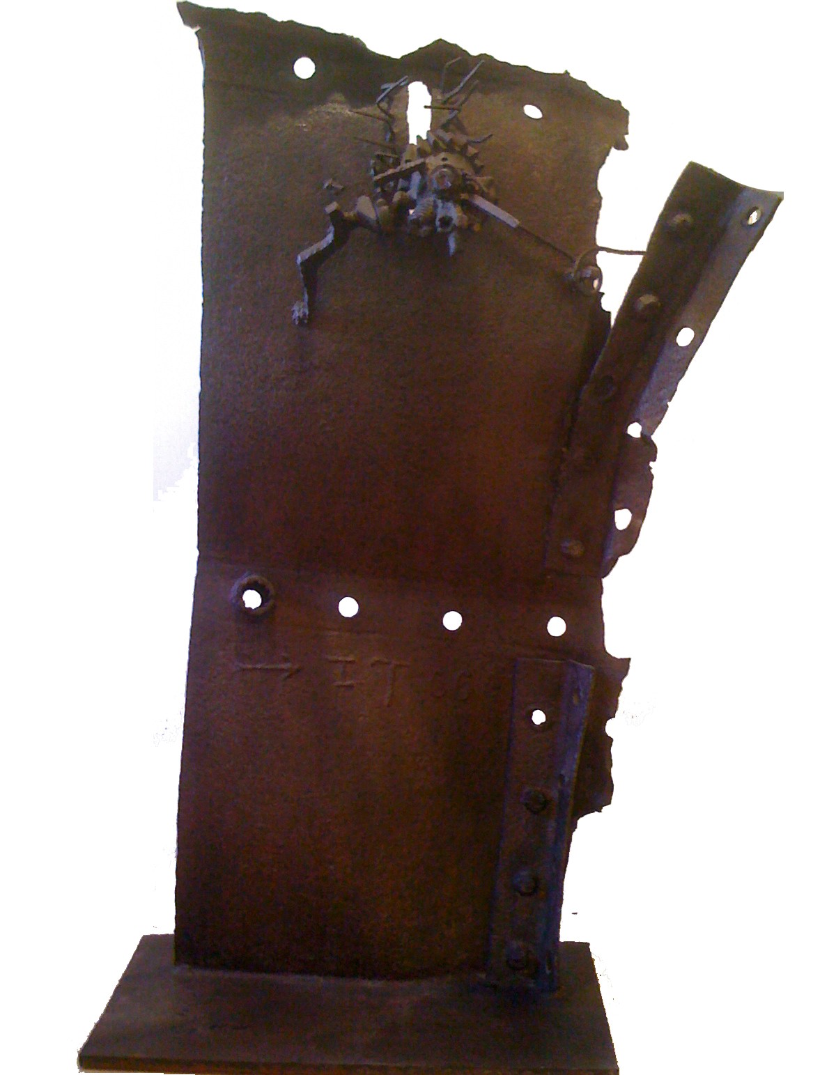 Igael Tumarkin, Gritless, 1965-1966, Iron, H - 136 cm, 42,000$ (1)